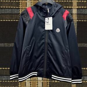 Moncler Men's Navy Blue Jacket